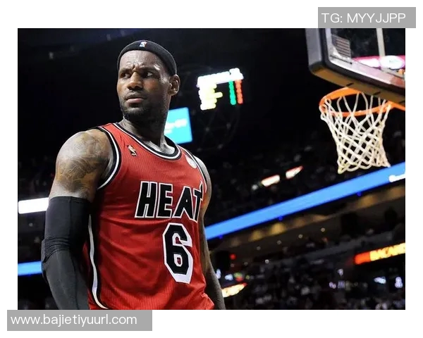 詹姆斯回忆新秀赛季在骑士的奇特角色与非赢球风格篮球