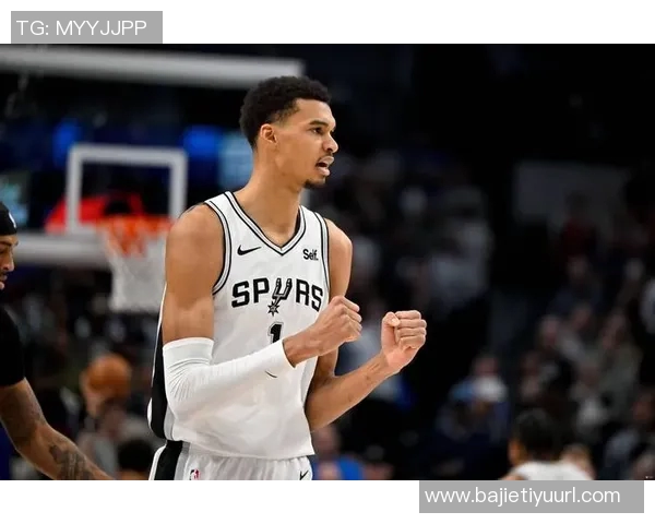 奥拉朱旺透露文班亚马渴望学习脚步技巧并愿意向他请教秘诀